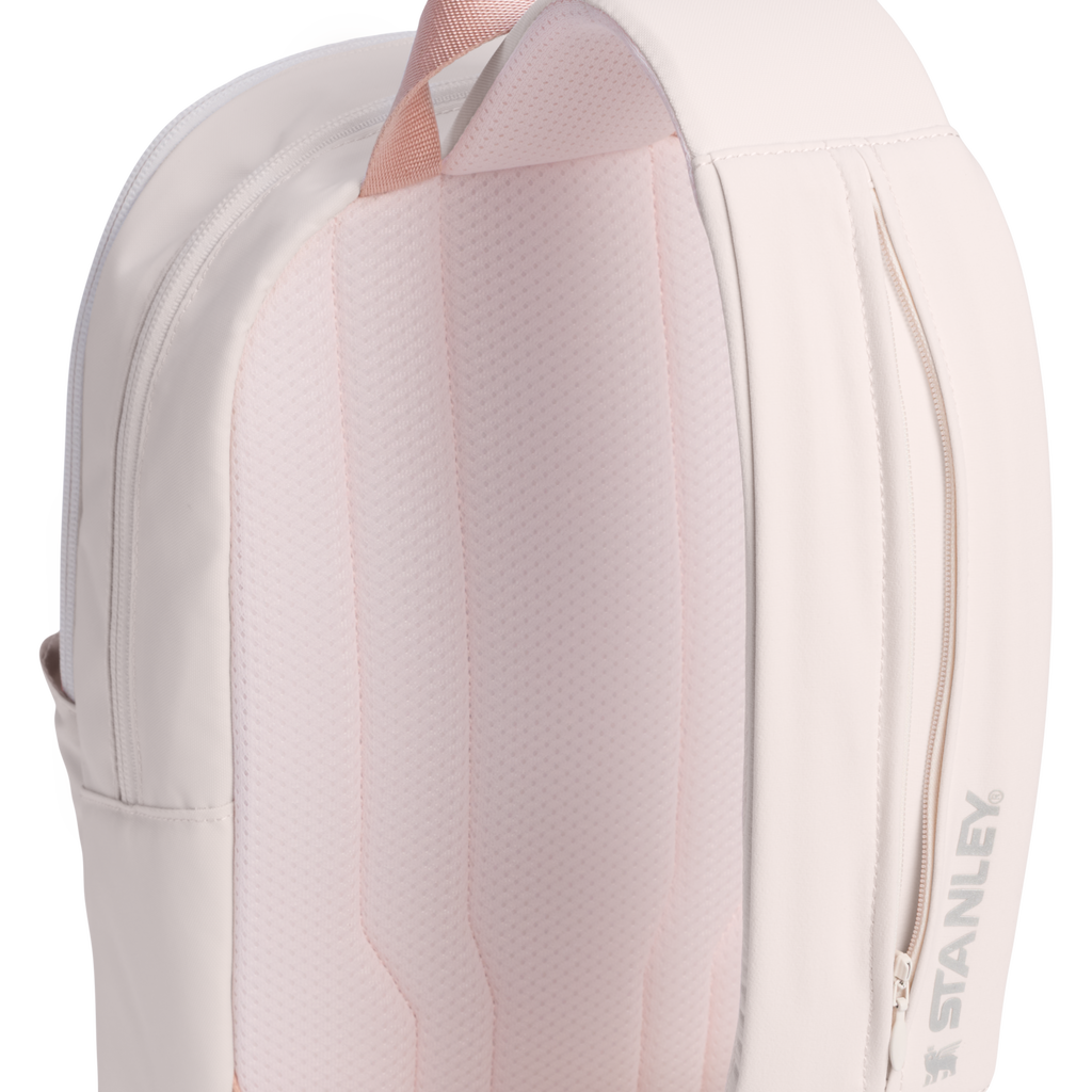 The Vitalize™ Crossbody Bag | 10 QT